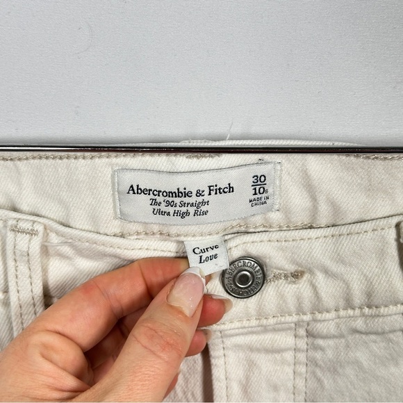 Abercrombie Fitch straight leg jeans ultra high rise stretch vent hem size 30 - Picture 6 of 8